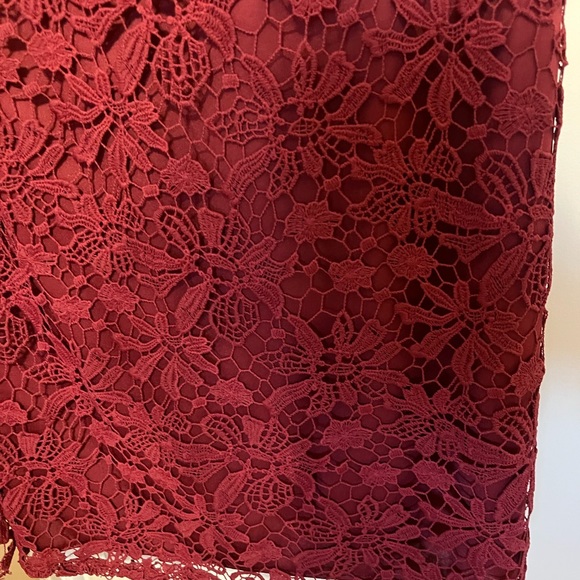 Lace Burgundy Maxi Gown with Sweetheart Neckline and 3/4 Bell Sleeves - Picture 5 of 8